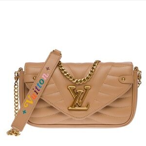 Like New! Authenticated LOUIS VUITTON NEW WAVE Chain Pochette PM